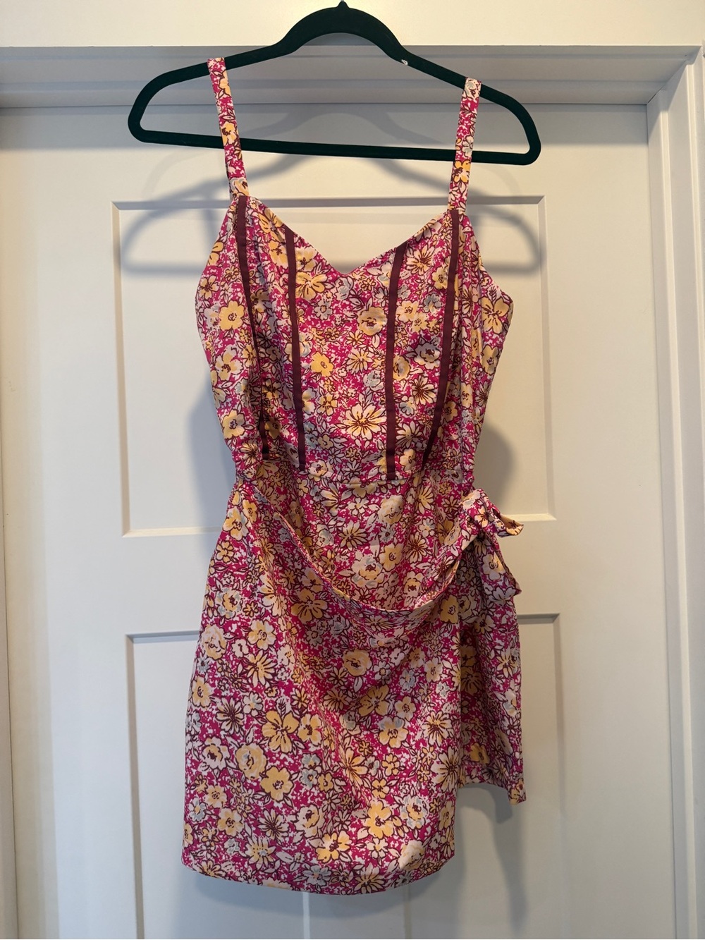 Band of the Free Pink Floral Corset Wrap Romper Size L